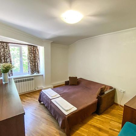 Shpinat Hotel Odessa Eksteriør billede